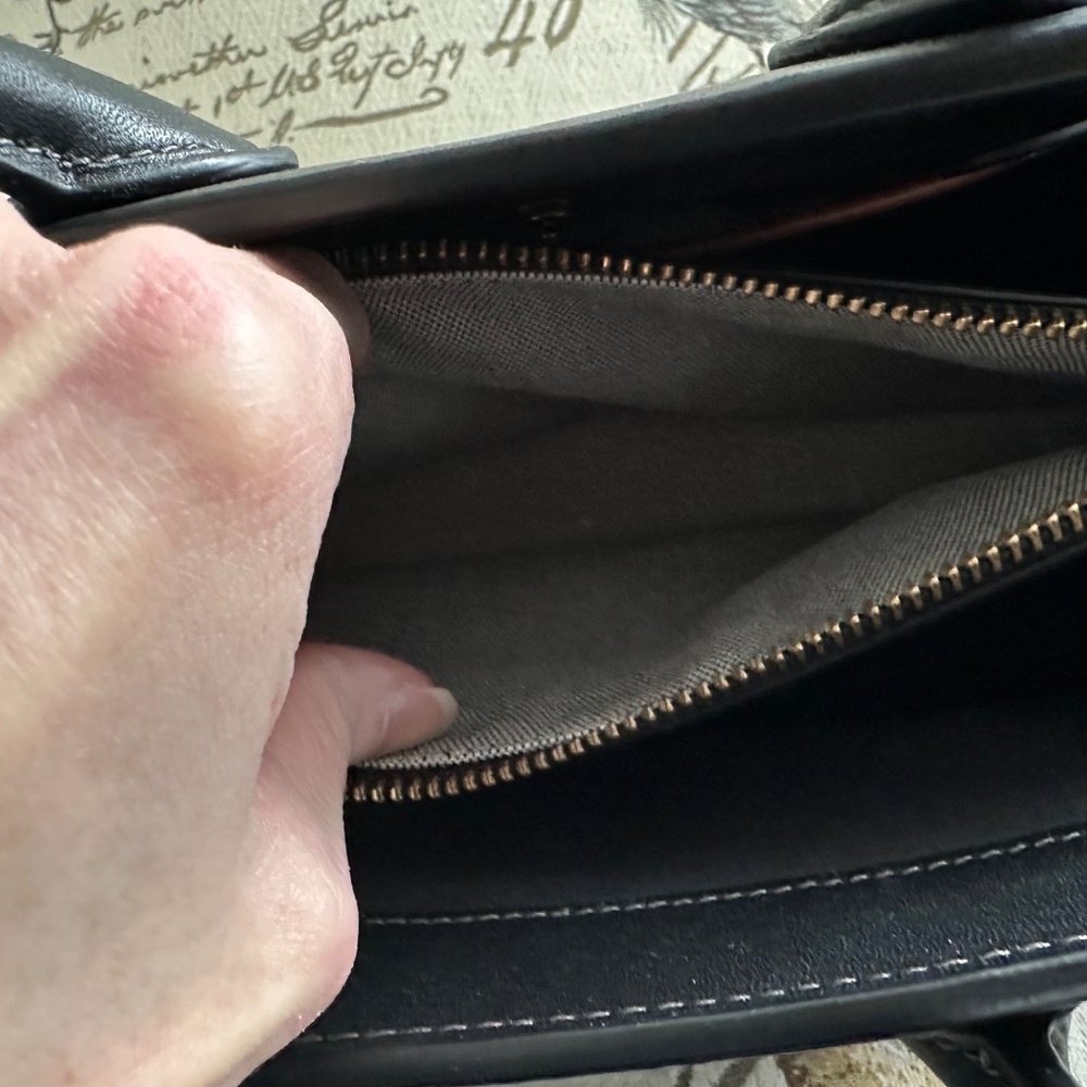 Coach Empire Carry All 26 - Picture 3 of 12